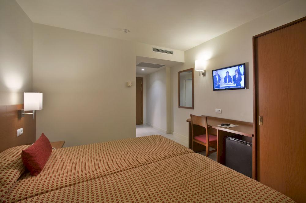 Hotel Mediterraneo 罗萨斯 外观 照片