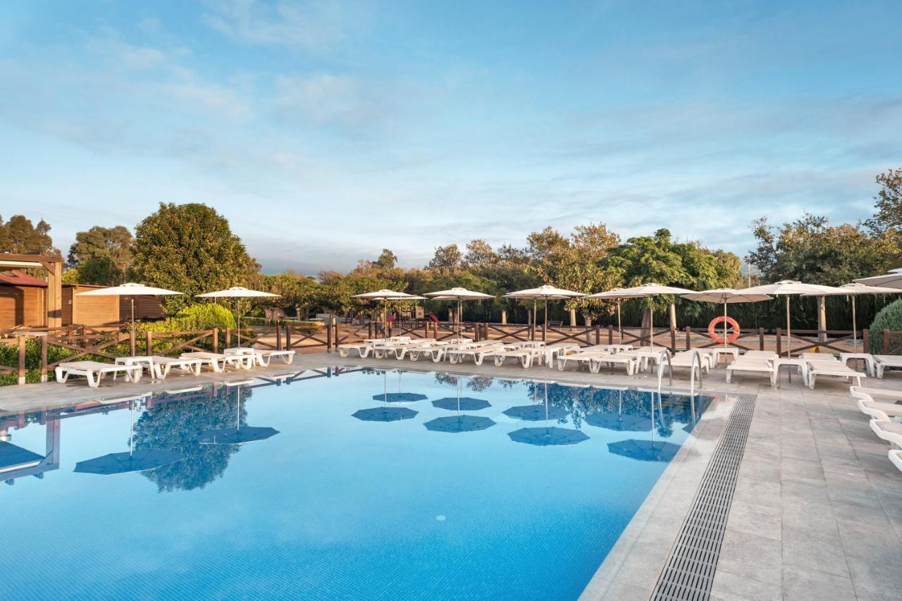 Hotel Mediterraneo 罗萨斯 外观 照片