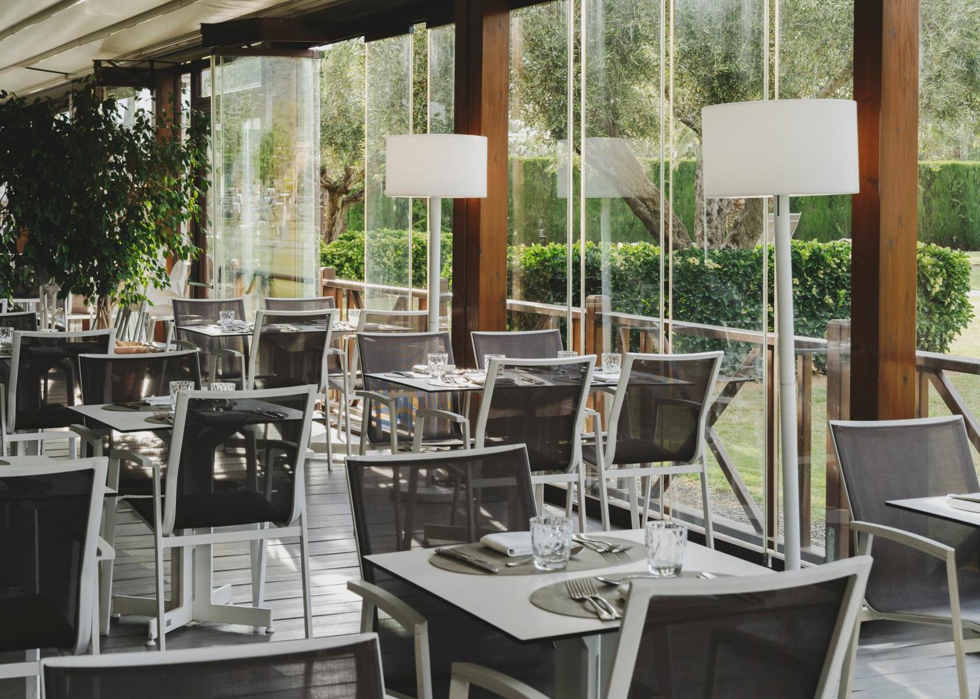 Hotel Mediterraneo 罗萨斯 外观 照片