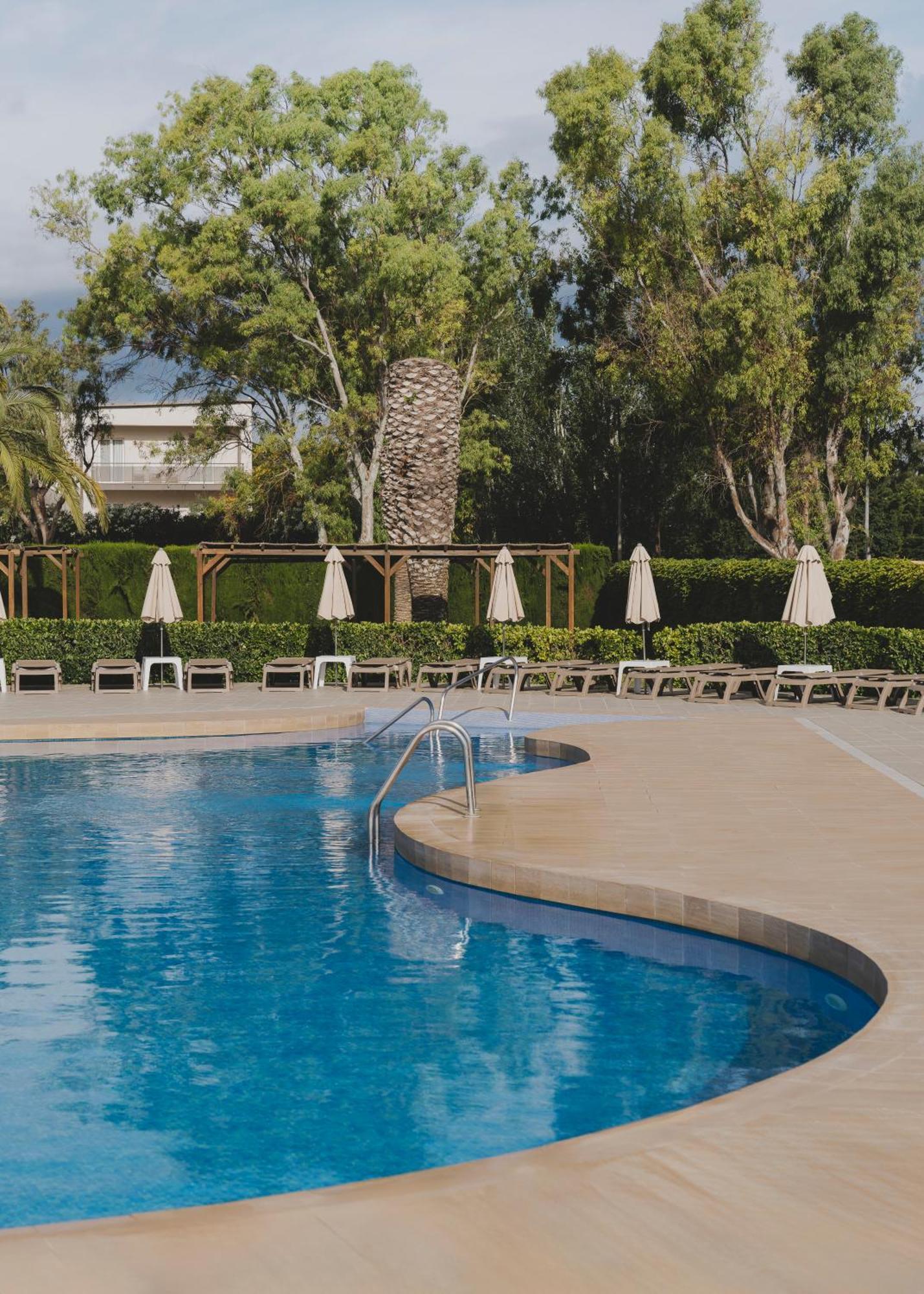 Hotel Mediterraneo 罗萨斯 外观 照片