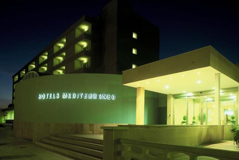 Hotel Mediterraneo 罗萨斯 外观 照片